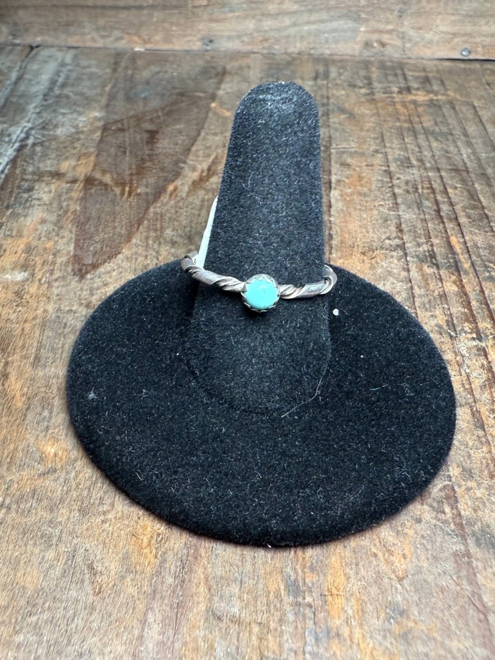Turquoise Stone Twisted Band Ring - Women's Jewelry